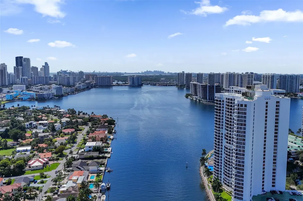 19101 NE 36th Court Aventura FL 33180