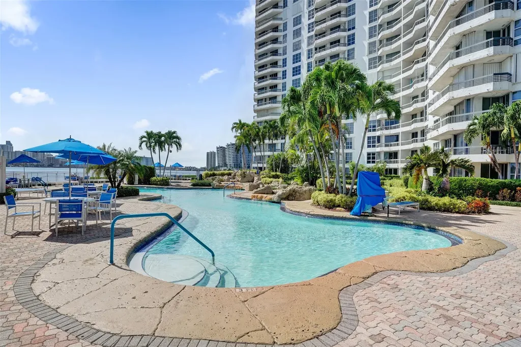 19101 NE 36th Court Aventura FL 33180