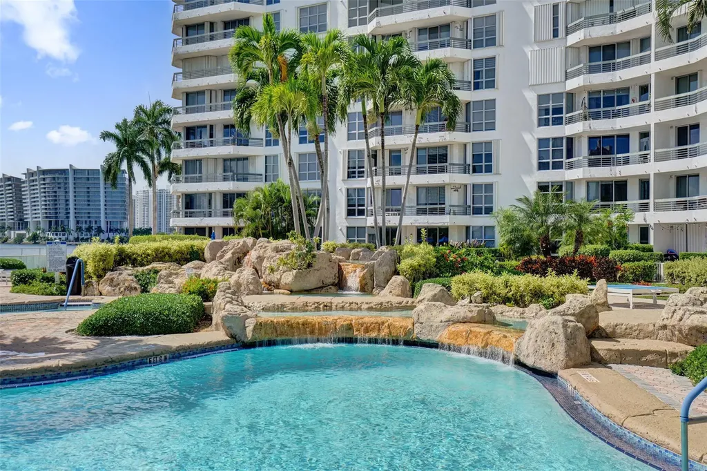 19101 NE 36th Court Aventura FL 33180