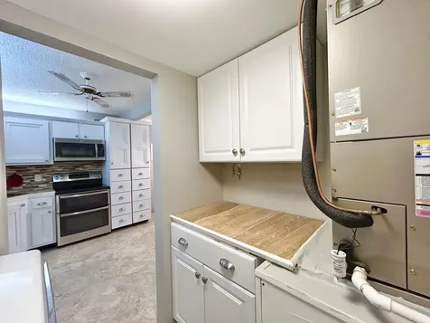 223 Pine Hov Circle Greenacres FL 33463
