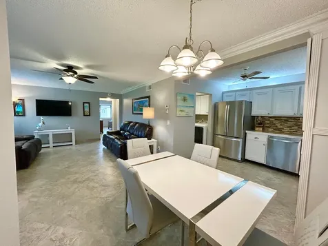 223 Pine Hov Circle Greenacres FL 33463