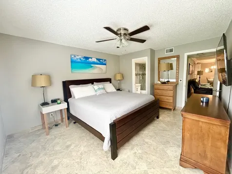 223 Pine Hov Circle Greenacres FL 33463