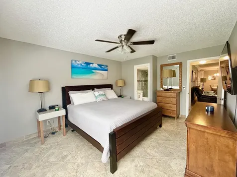 223 Pine Hov Circle Greenacres FL 33463
