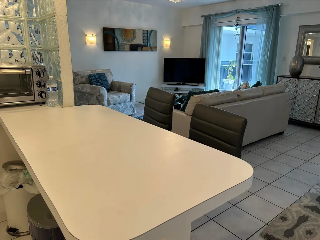 5100 Dupont Boulevard Fort Lauderdale FL 33308