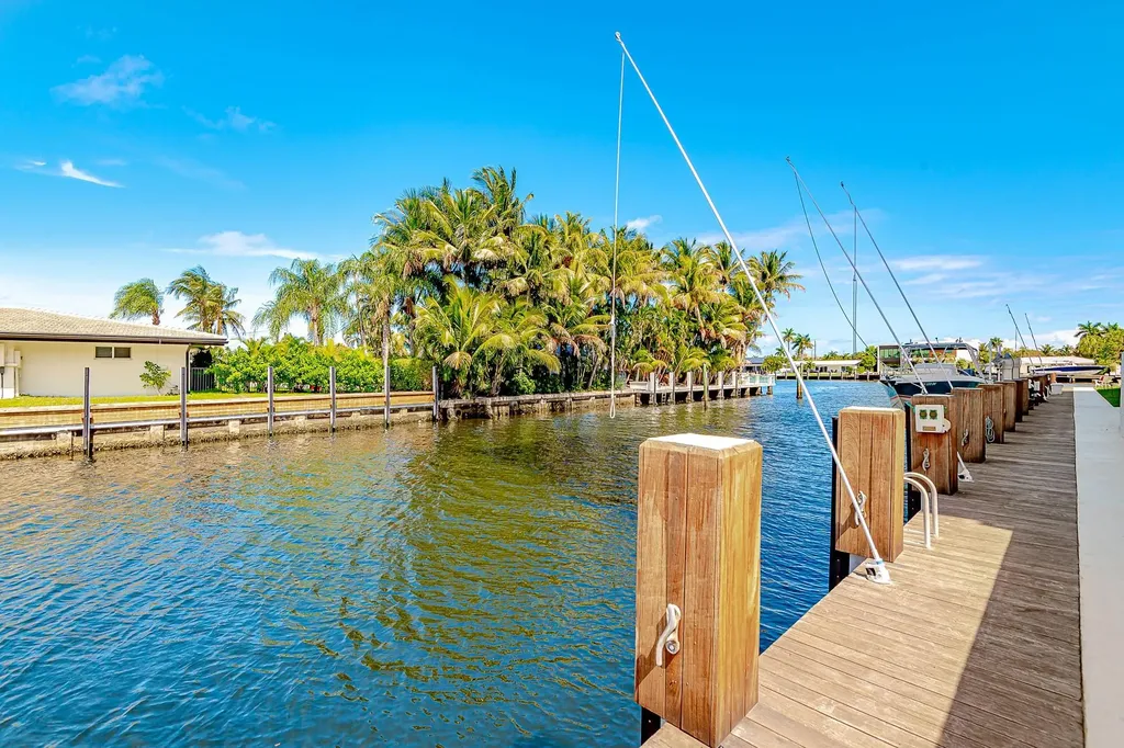5100 Dupont Boulevard Fort Lauderdale FL 33308