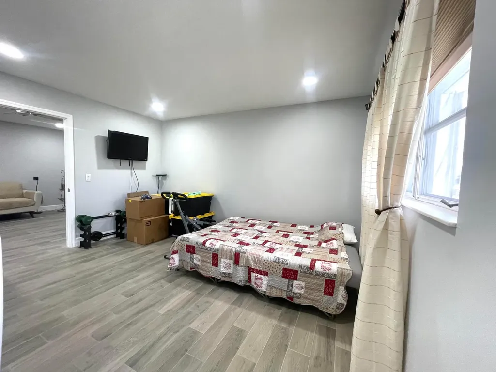 2638 Gately Drive E West Palm Beach FL 33415