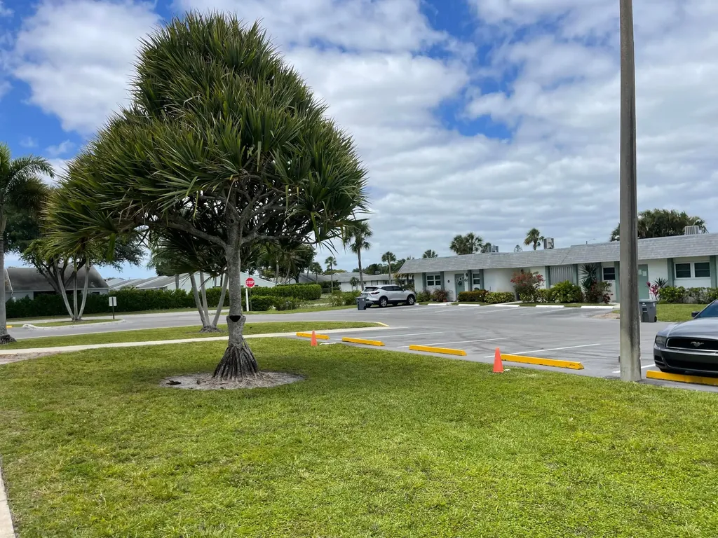 2638 Gately Drive E West Palm Beach FL 33415