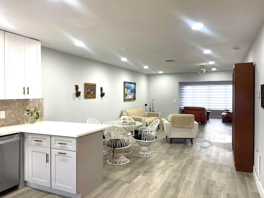 2638 Gately Drive E West Palm Beach FL 33415