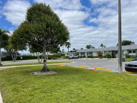 2638 Gately Drive E West Palm Beach FL 33415