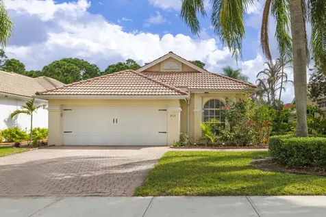 713 SW Saint Croix Cove Port St Lucie FL 34986