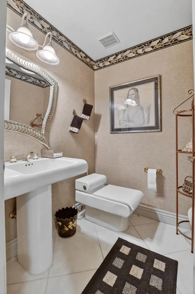 22582 Meridiana Drive Boca Raton FL 33433