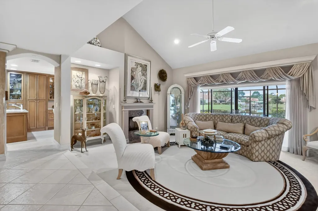 22582 Meridiana Drive Boca Raton FL 33433