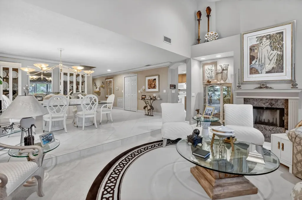22582 Meridiana Drive Boca Raton FL 33433