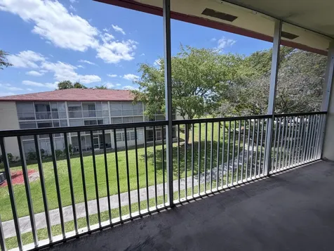 100 SW 132nd Way Pembroke Pines FL 33027