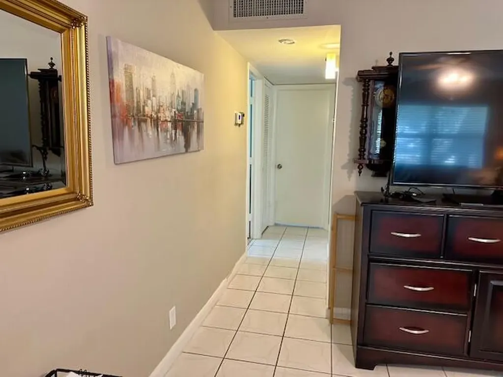 769 Burgundy Q Delray Beach FL 33484