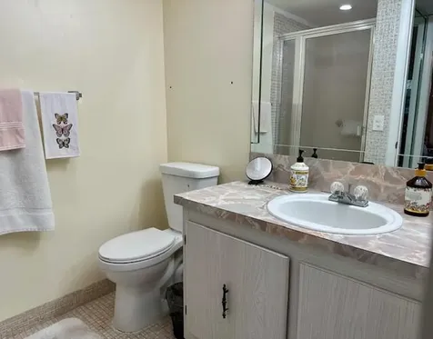 769 Burgundy Q Delray Beach FL 33484