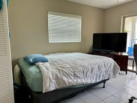 769 Burgundy Q Delray Beach FL 33484