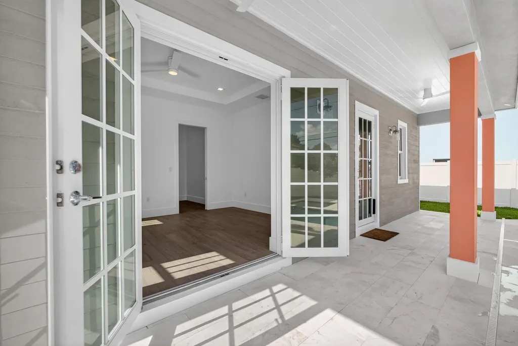 1017 Ardmore Road West Palm Beach FL 33401