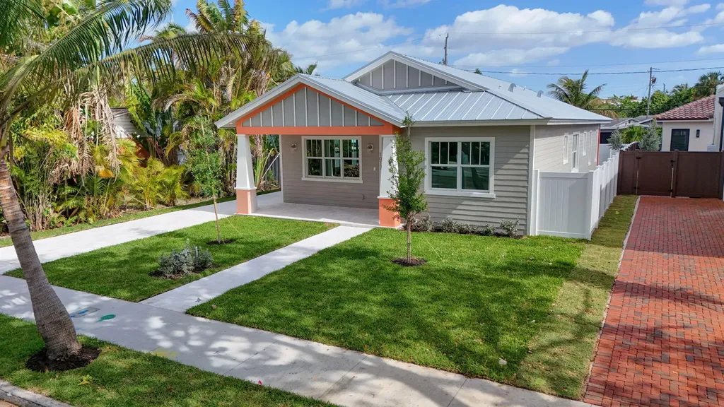1017 Ardmore Road West Palm Beach FL 33401