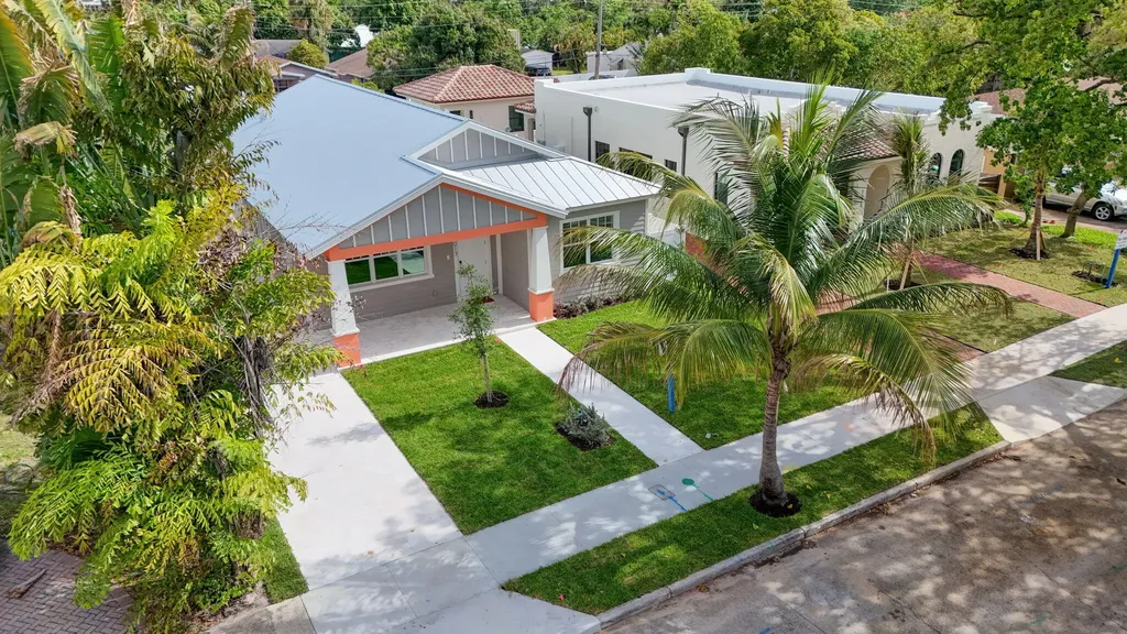 1017 Ardmore Road West Palm Beach FL 33401