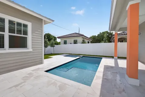1017 Ardmore Road West Palm Beach FL 33401