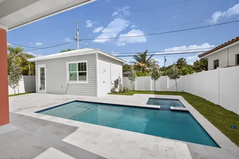 1017 Ardmore Road West Palm Beach FL 33401