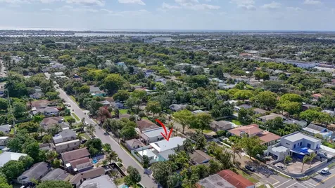 1017 Ardmore Road West Palm Beach FL 33401