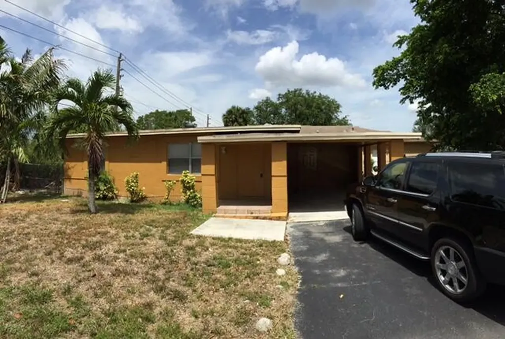 2800 NW 6th Court Fort Lauderdale FL 33311