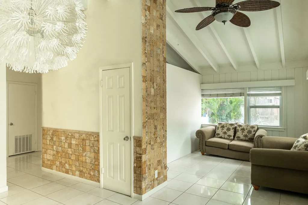 205 Coral Road Boynton Beach FL 33435