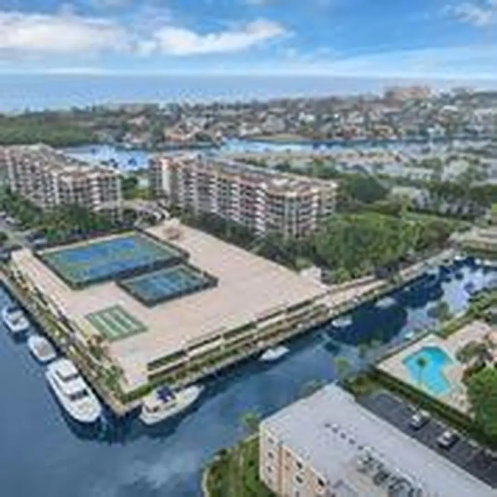 859 Jeffery Street Boca Raton FL 33487