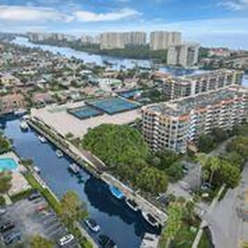 859 Jeffery Street Boca Raton FL 33487