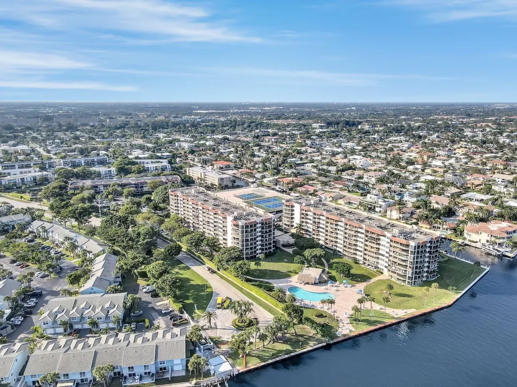 859 Jeffery Street Boca Raton FL 33487
