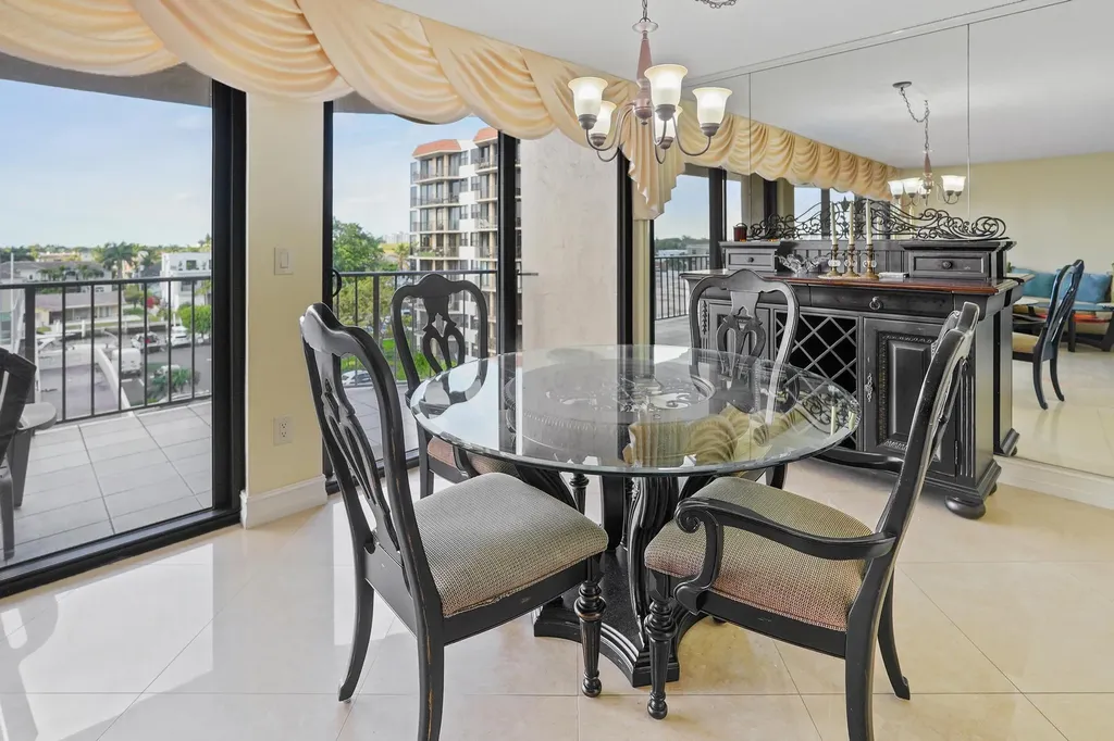 859 Jeffery Street Boca Raton FL 33487