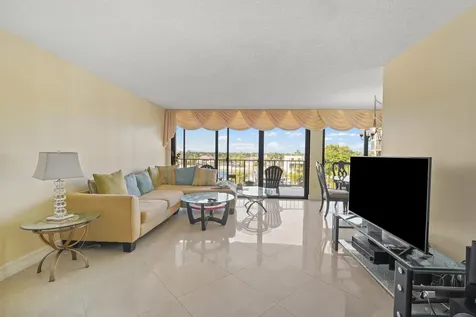 859 Jeffery Street Boca Raton FL 33487