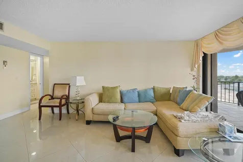 859 Jeffery Street Boca Raton FL 33487