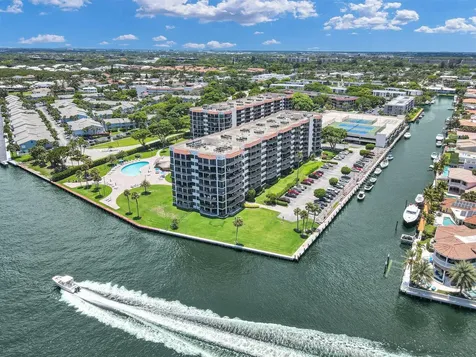 859 Jeffery Street Boca Raton FL 33487