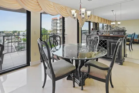 859 Jeffery Street Boca Raton FL 33487