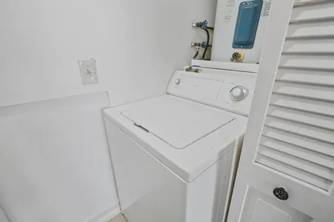 859 Jeffery Street Boca Raton FL 33487