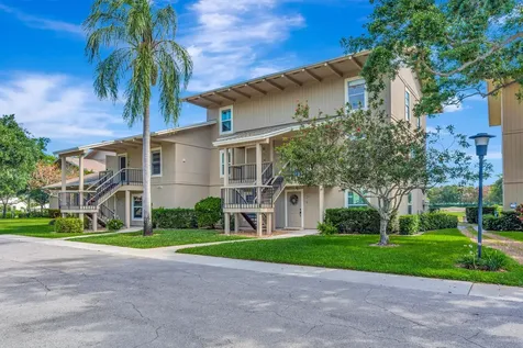 18419 SE Wood Haven Lane Tequesta FL 33469