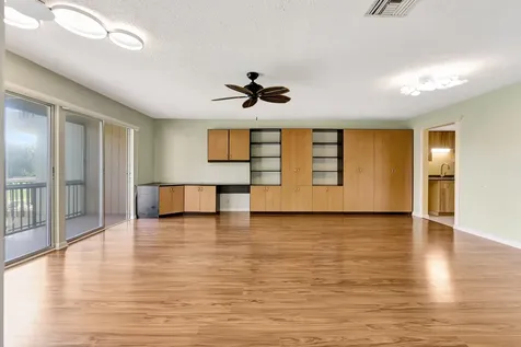 18419 SE Wood Haven Lane Tequesta FL 33469