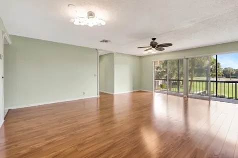 18419 SE Wood Haven Lane Tequesta FL 33469