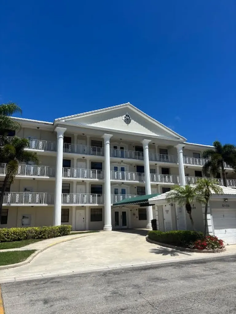 6109 Balboa Circle Boca Raton FL 33433