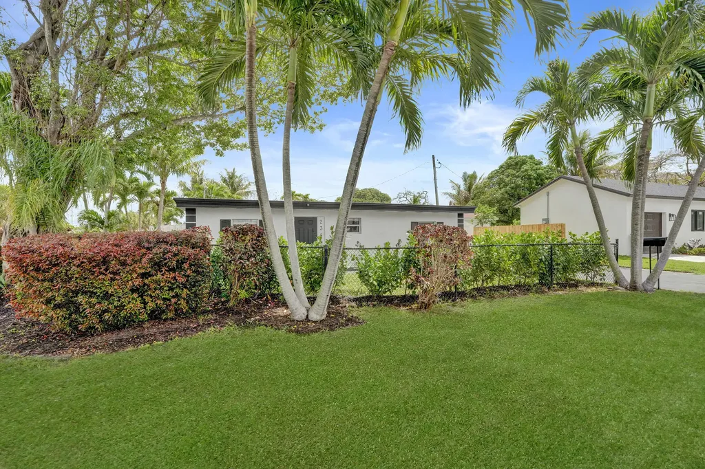 234 NE 14th Avenue Pompano Beach FL 33060
