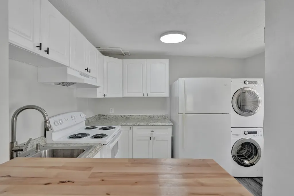 234 NE 14th Avenue Pompano Beach FL 33060
