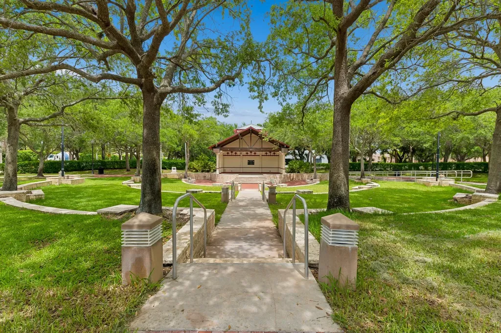 126 Sparrow Drive Royal Palm Beach FL 33411