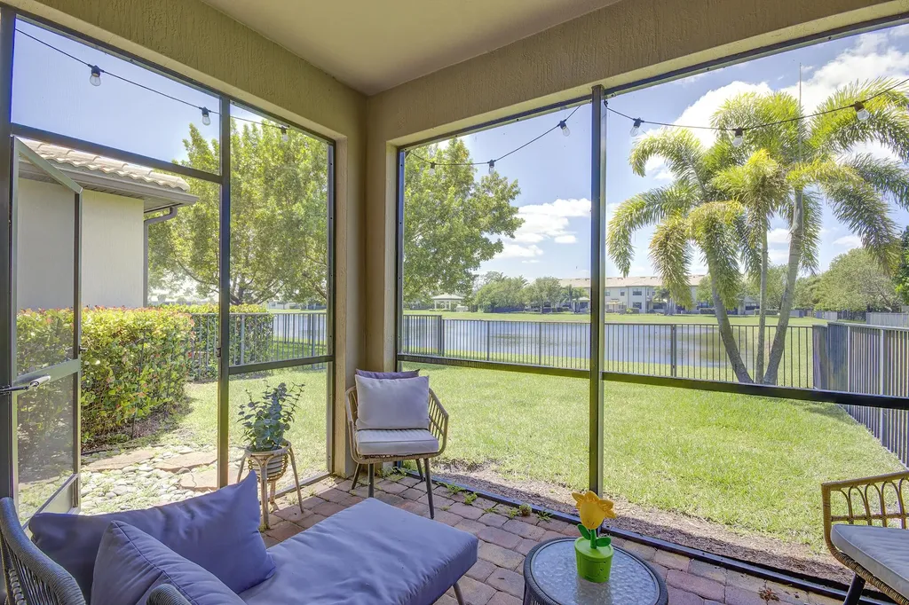8327 Rearing Lane Lake Worth FL 33467