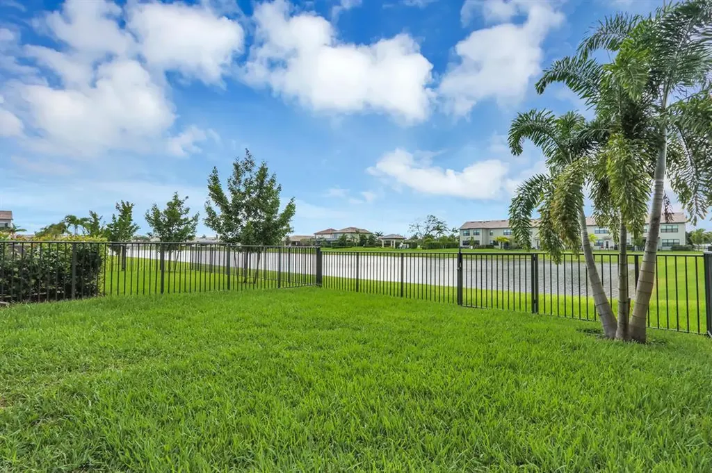 8327 Rearing Lane Lake Worth FL 33467