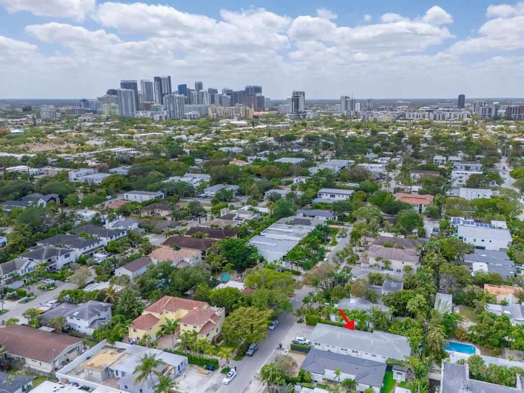1635 NE 5th Court Fort Lauderdale FL 33301
