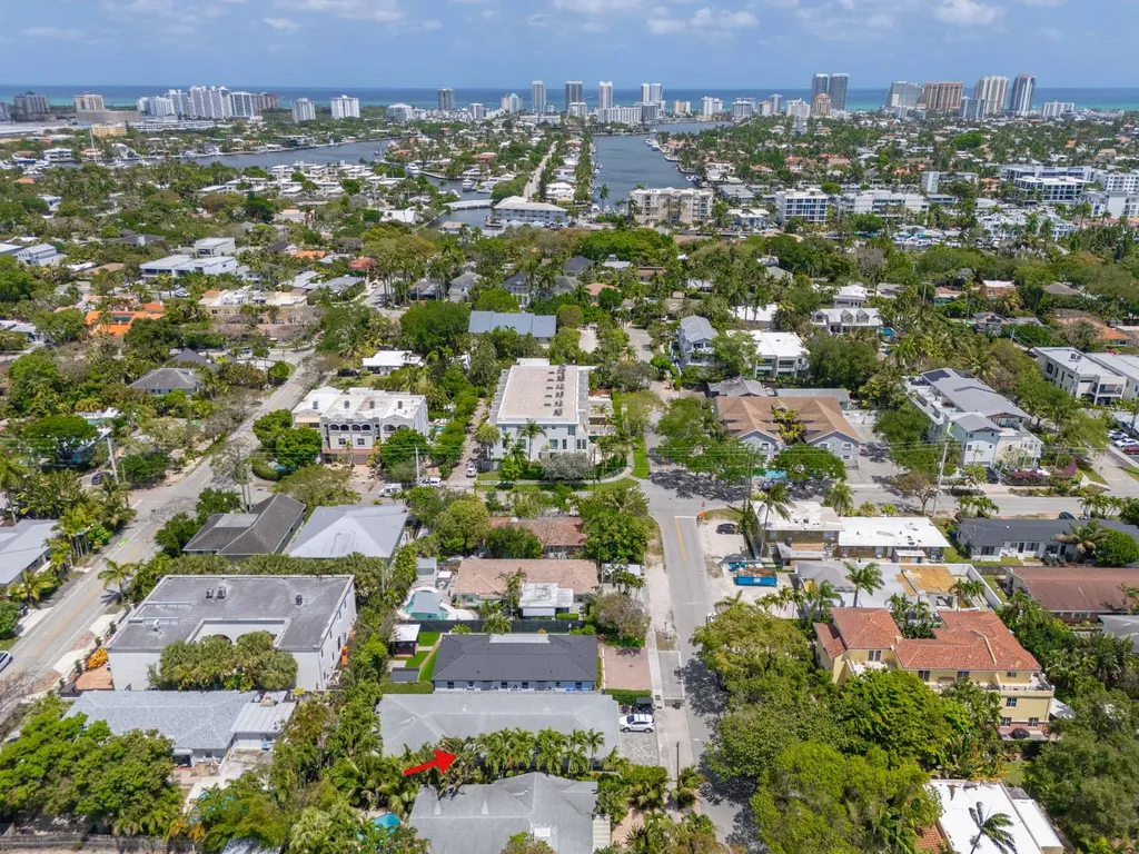 1635 NE 5th Court Fort Lauderdale FL 33301