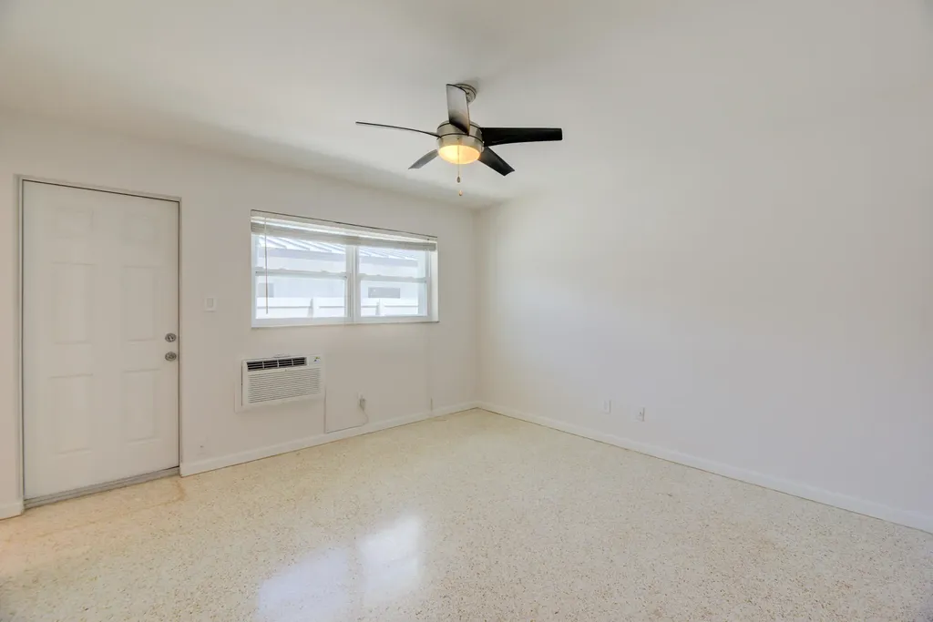1635 NE 5th Court Fort Lauderdale FL 33301